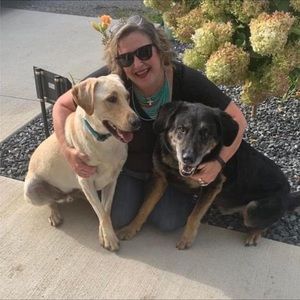 Meet your Posher, Carrie